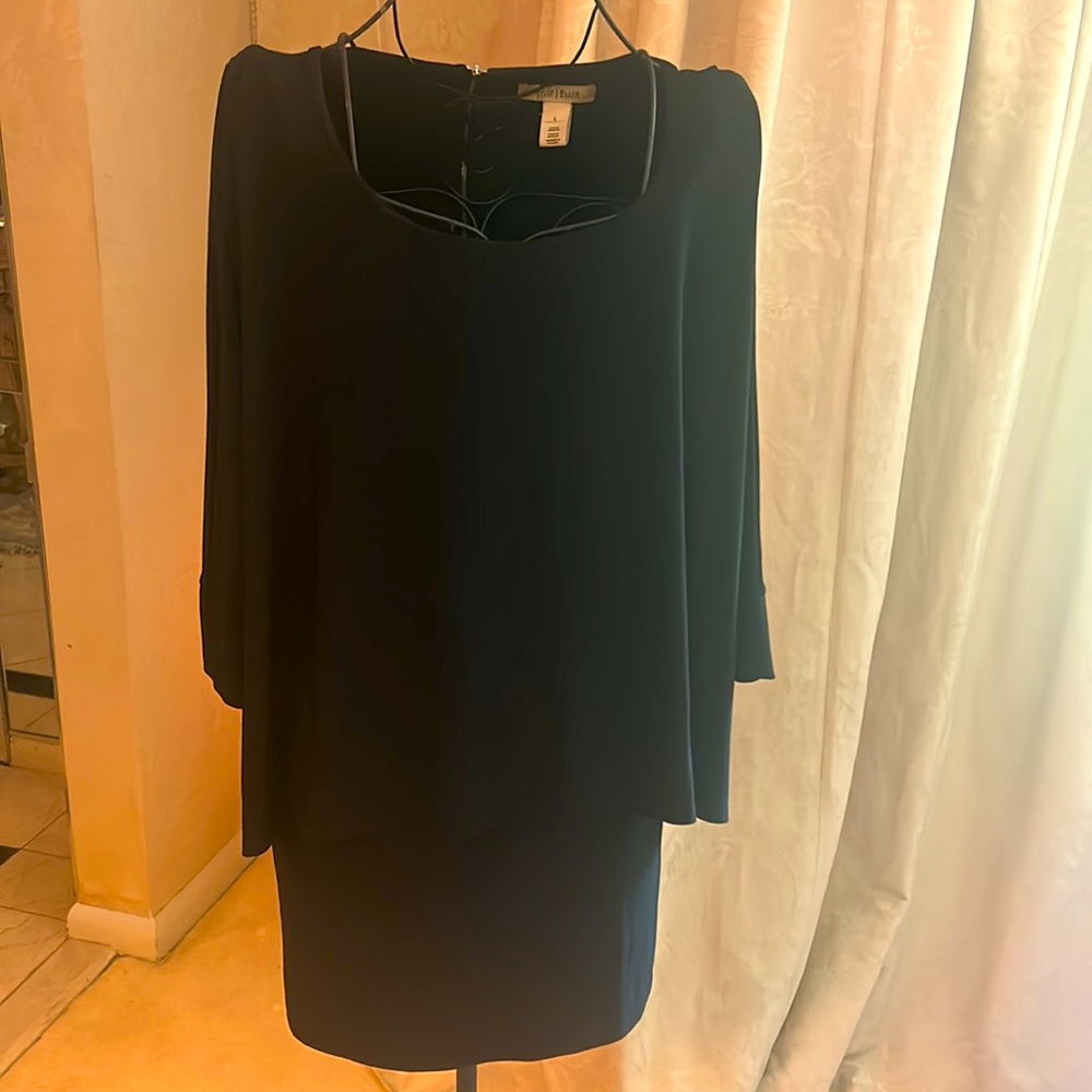 Black House White Market. Can be worn as a dress or blouse 👚